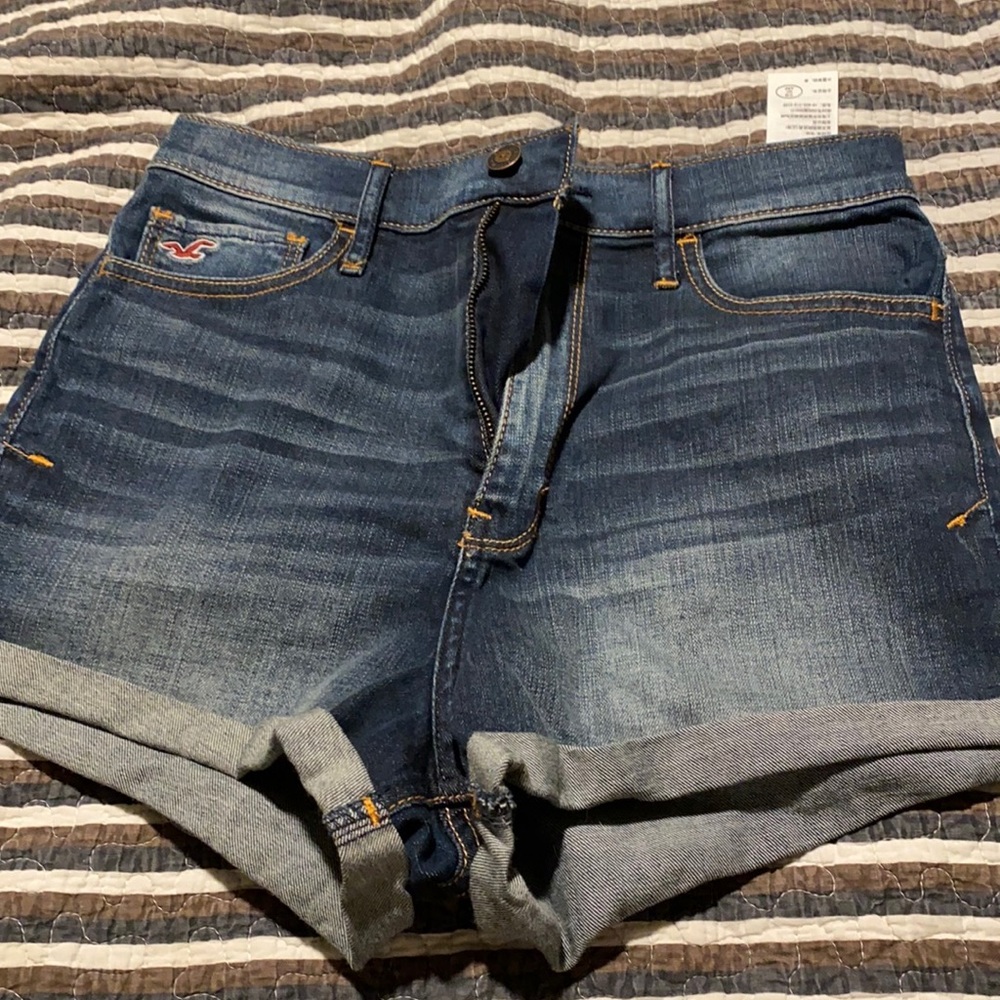 Never worn Jean shorts holister